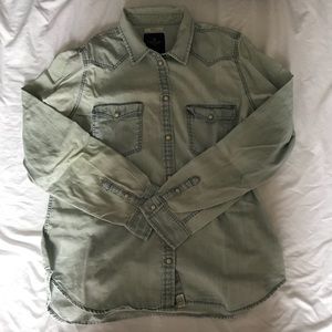 Great condition Blue jean shirt AEO